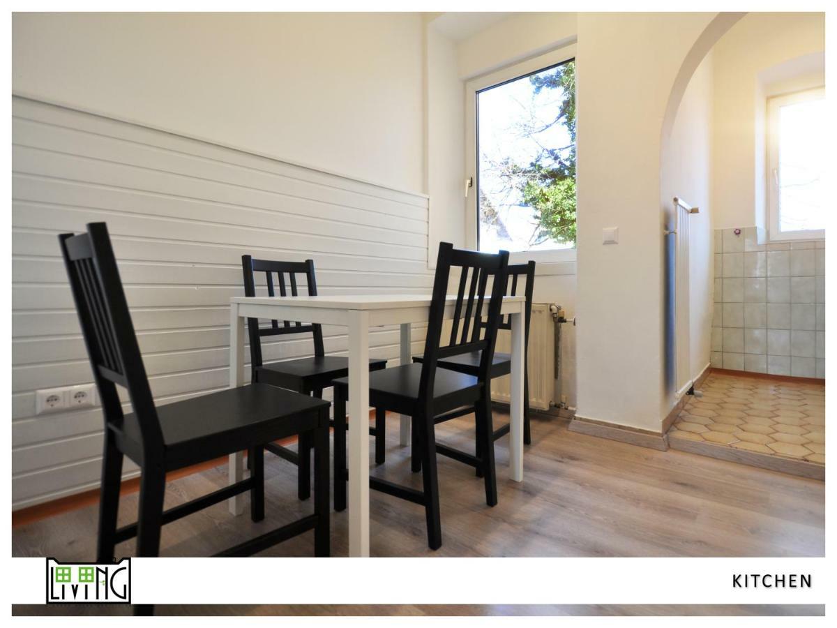 Aco Living - A Cheap Overnight Klagenfurt am Woerthersee ภายนอก รูปภาพ