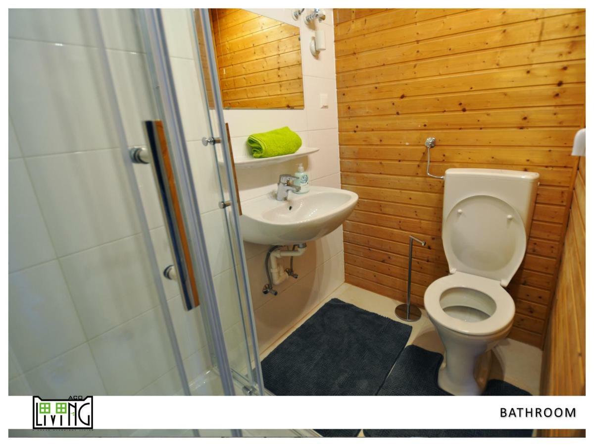 Aco Living - A Cheap Overnight Klagenfurt am Woerthersee ภายนอก รูปภาพ