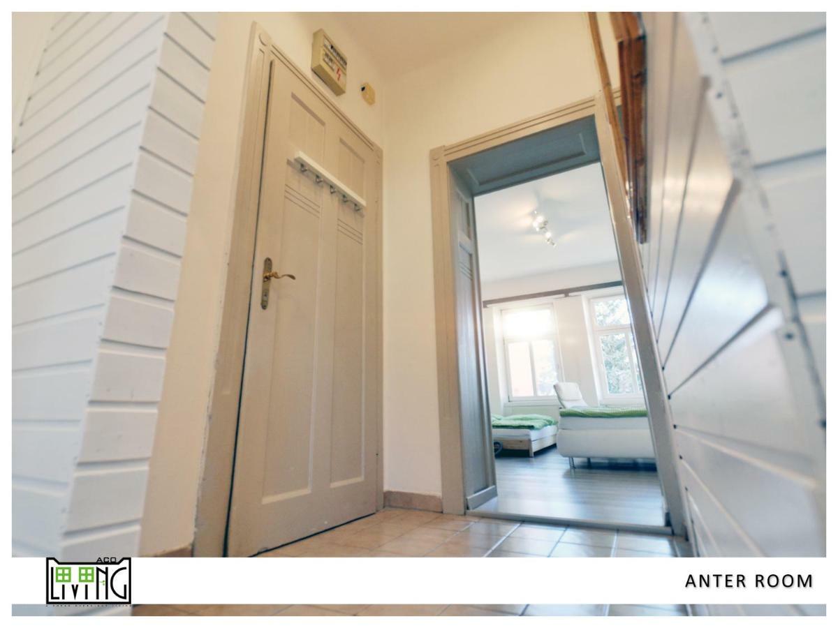Aco Living - A Cheap Overnight Klagenfurt am Woerthersee ภายนอก รูปภาพ
