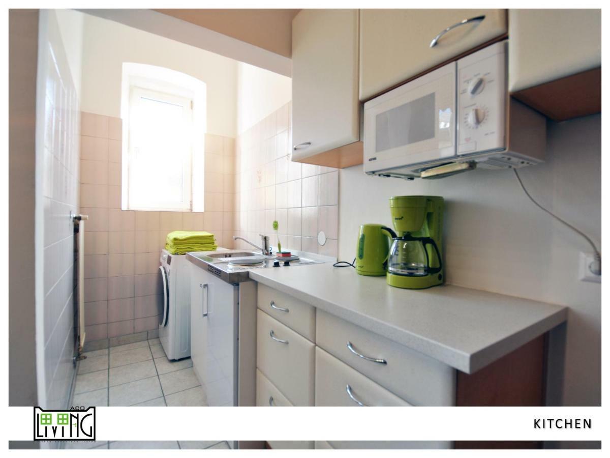 Aco Living - A Cheap Overnight Klagenfurt am Woerthersee ภายนอก รูปภาพ